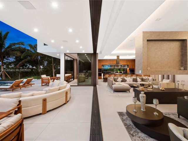 Home for sale at 1785 Cleveland Rd - photo 5518460