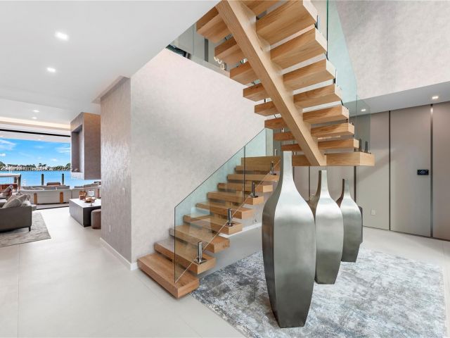 Home for sale at 1785 Cleveland Rd - photo 5518472