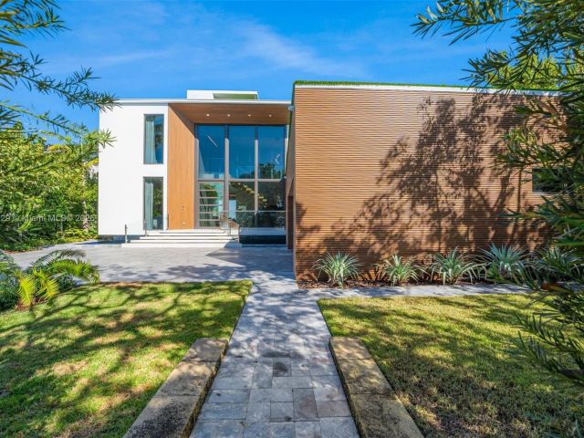 Home for sale at 1785 Cleveland Rd - photo 5518475