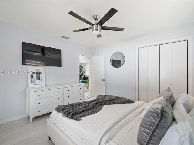 Home for sale at 1410 S 22nd Ave - photo 6012602