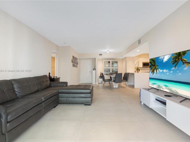 Apartment for sale  Unit #704 - photo 5618820