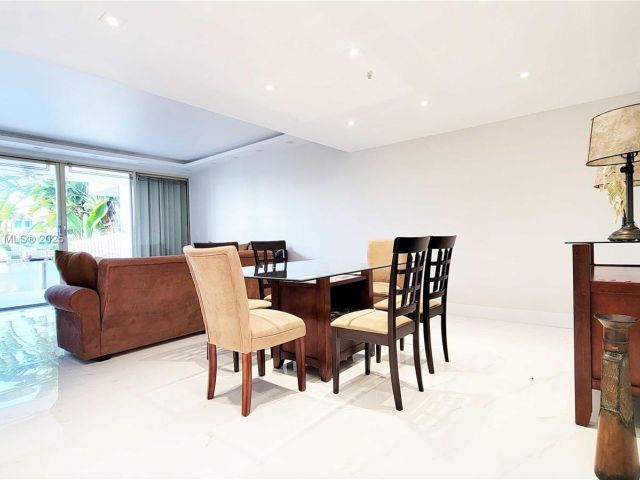 Home for sale at 369 Poinciana Dr 1115 - photo 5572320