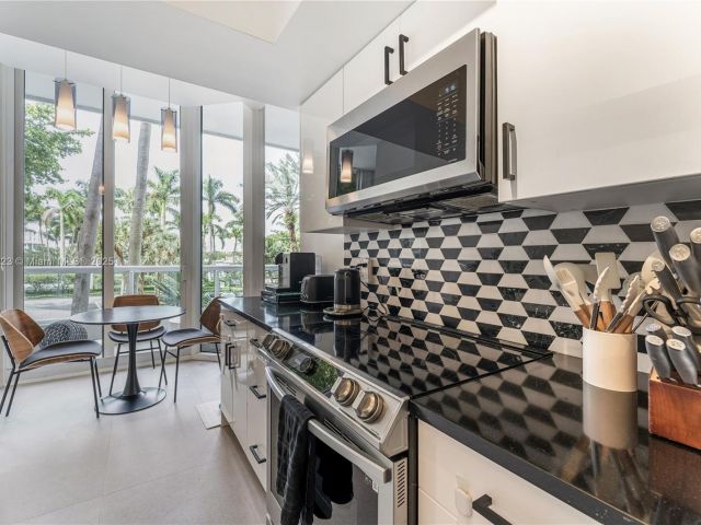 Apartment for sale  Unit #304 - photo 5545103