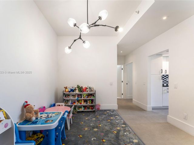 Apartment for sale  Unit #304 - photo 5545107