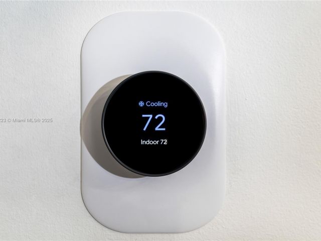 Apartment for sale  Unit #304 - photo 5545108