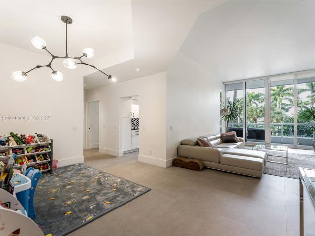 Apartment for sale  Unit #304 - photo 5545116