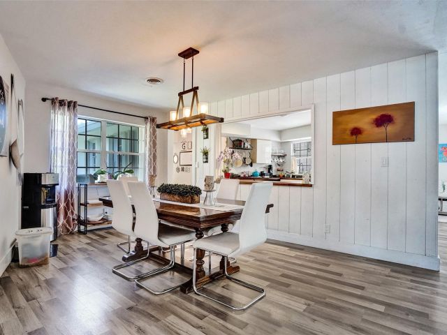 Home for sale at 1325 Middle River Dr - photo 5762346