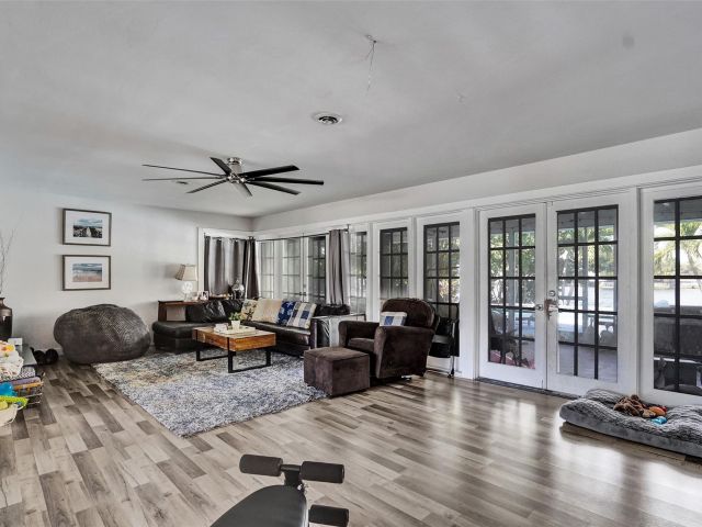 Home for sale at 1325 Middle River Dr - photo 5762347