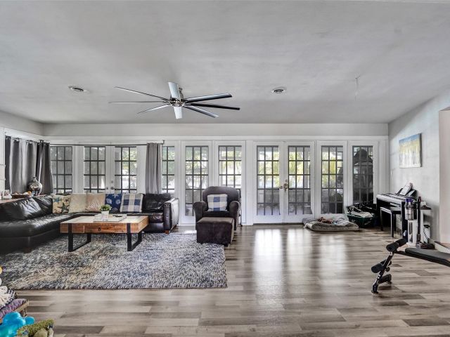 Home for sale at 1325 Middle River Dr - photo 5762348