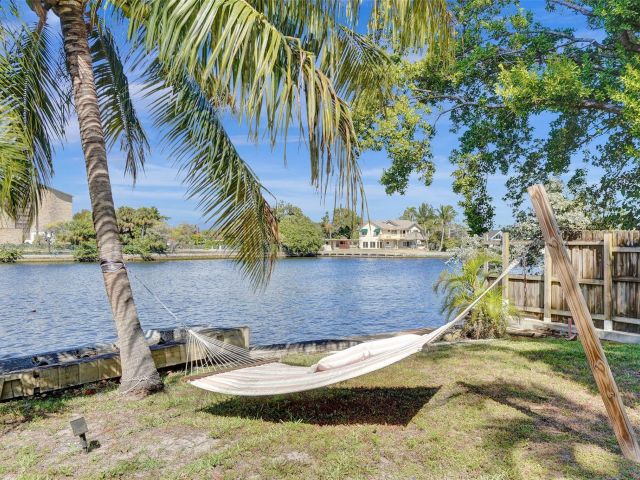 Home for sale at 1325 Middle River Dr - photo 5762355