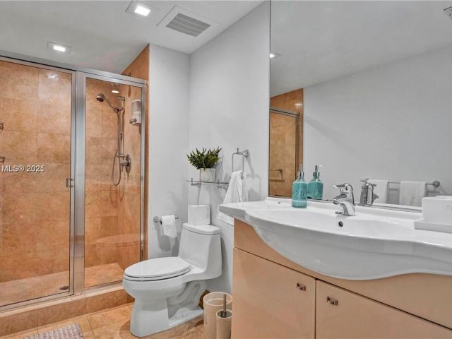 Apartment for sale  Unit #2209 - photo 5672919