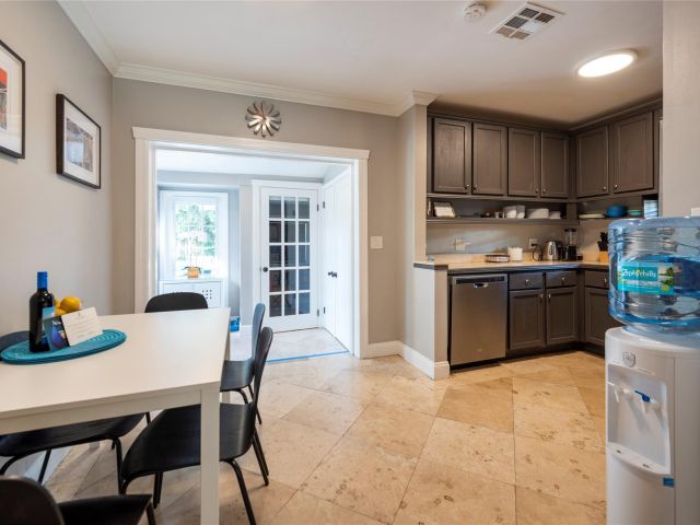 Home for rent at 1541 NW 6th Ave - photo 5892537