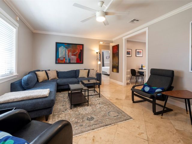 Home for rent at 1541 NW 6th Ave - photo 5892545