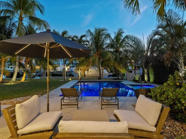 Home for sale at 2104 NE 124th St - photo 5534358