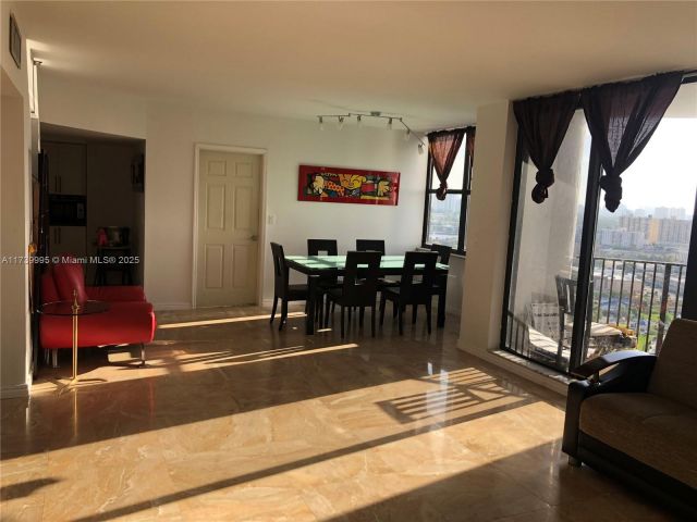 Apartment for sale  Unit #520 - photo 5669934