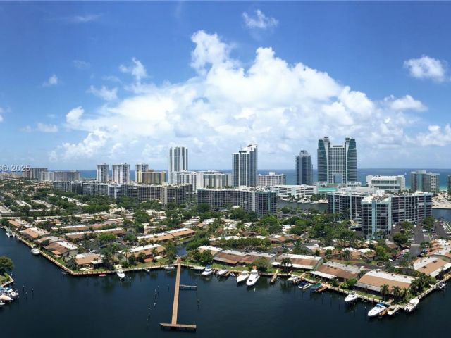 Apartment for sale  Unit #520 - photo 5669941