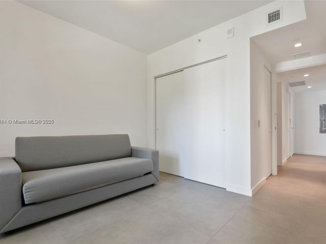 Apartment for sale  Unit #305 - photo 5719887