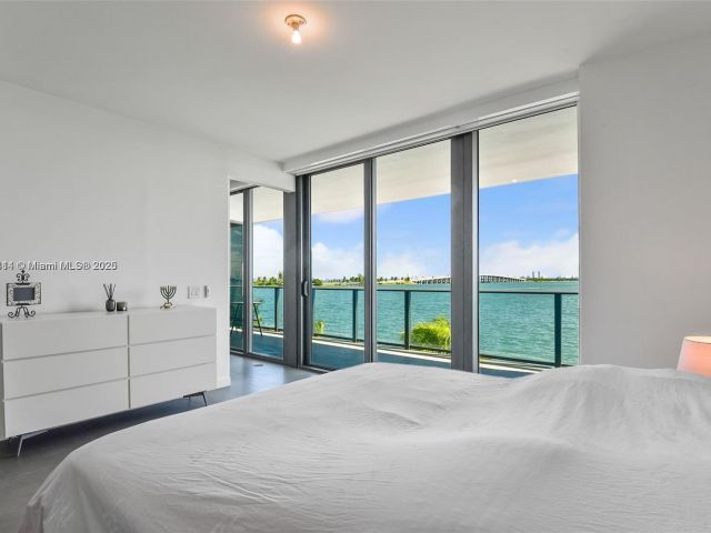 Apartment for sale  Unit #305 - photo 5719890