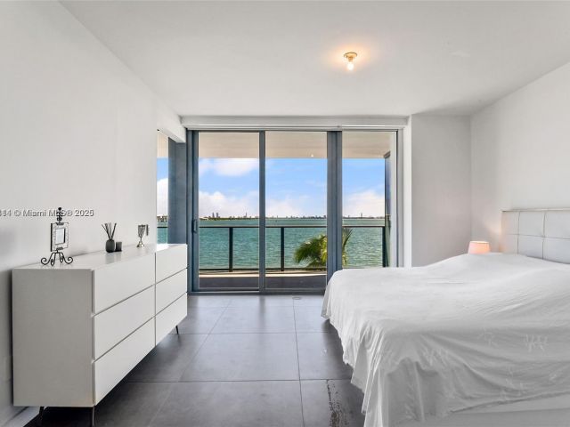 Apartment for sale  Unit #305 - photo 5719893