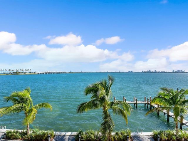 Apartment for sale  Unit #305 - photo 5719900