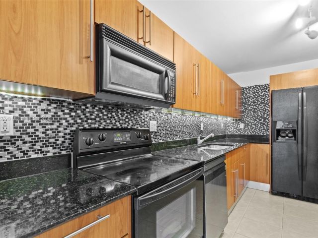 Apartment for sale  Unit #647 - photo 5630895