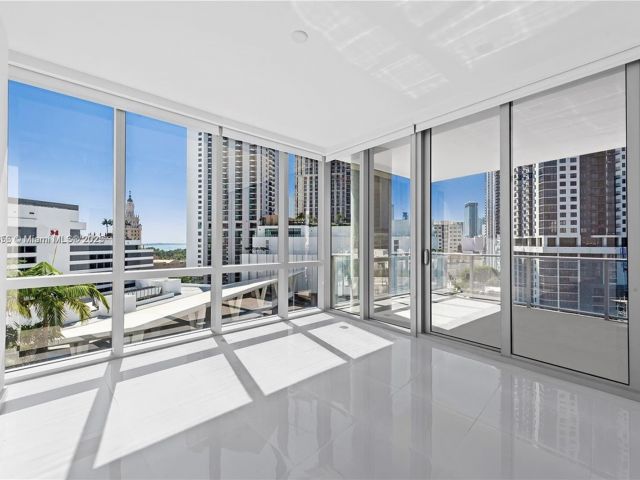 Apartment for sale  Unit #811 - photo 5639700