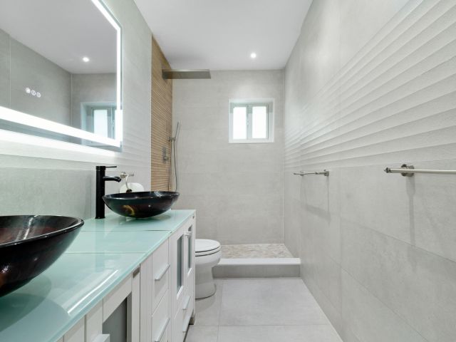 Home for sale at 2715 NE 23rd Court - photo 5542612