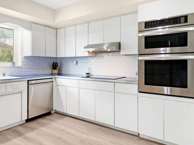 Home for sale at 2715 NE 23rd Court - photo 5542617