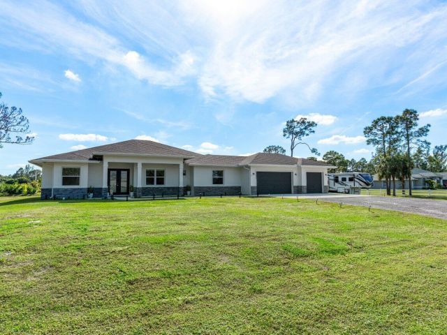 Home for sale at 15200 Northlake Boulevard - photo 6166923