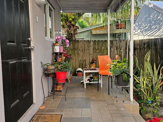 Home for sale at 1260 NW 4th St - photo 6127567