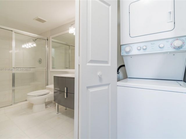 Apartment for sale  Unit #1513 - photo 5689750