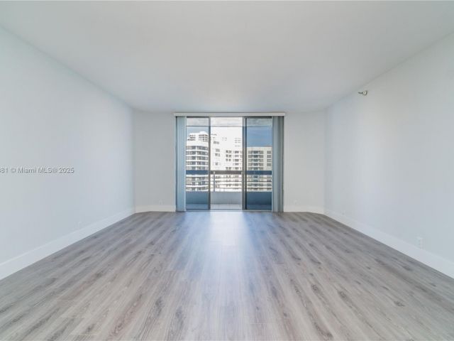 Apartment for sale  Unit #1513 - photo 5689755