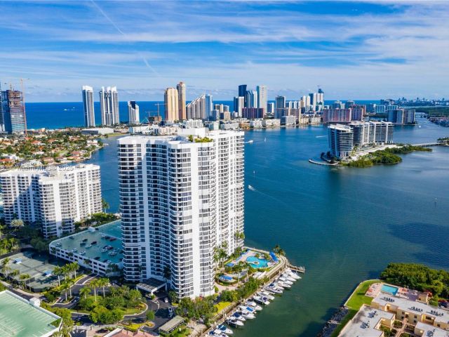 Apartment for sale  Unit #1513 - photo 5689766