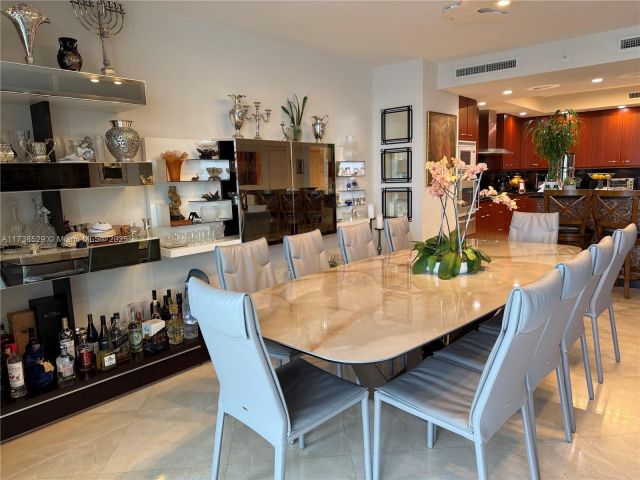 Apartment for rent  Unit #1102 - photo 6151190