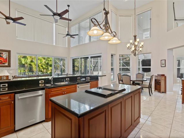 Home for sale at 1113 SW 156th Ter - photo 5548695