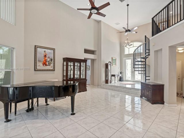 Home for sale at 1113 SW 156th Ter - photo 5548698