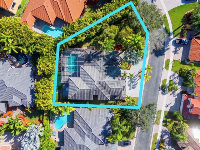 Home for sale at 1113 SW 156th Ter - photo 5548704