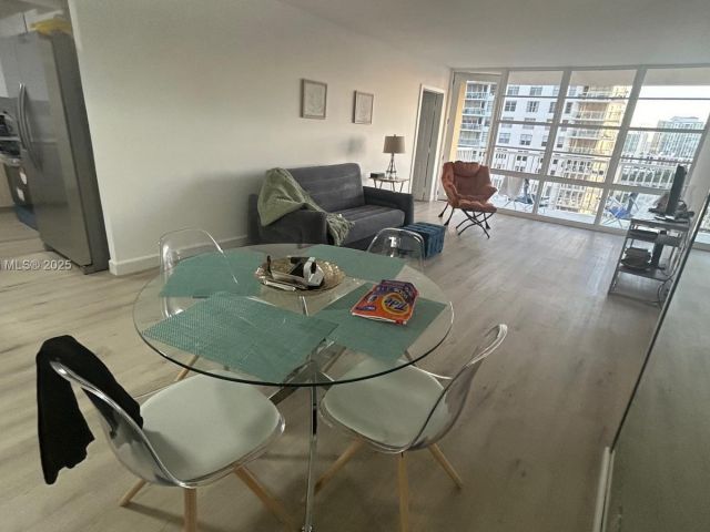 Apartment for sale  Unit #1407 - photo 5669168