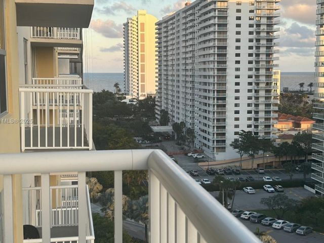 Apartment for sale  Unit #1407 - photo 5669188