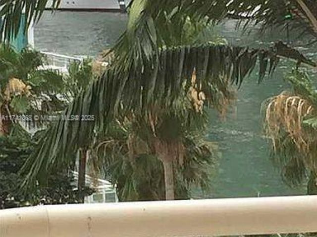 Apartment for rent  Unit #600 - photo 5625182