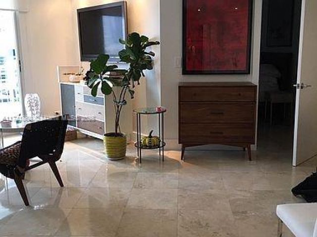 Apartment for rent  Unit #600 - photo 5625193