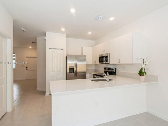 Home for sale at 16207 SW 288th Ter - photo 5869171