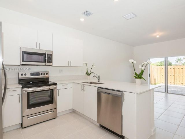 Home for sale at 16207 SW 288th Ter - photo 5869175