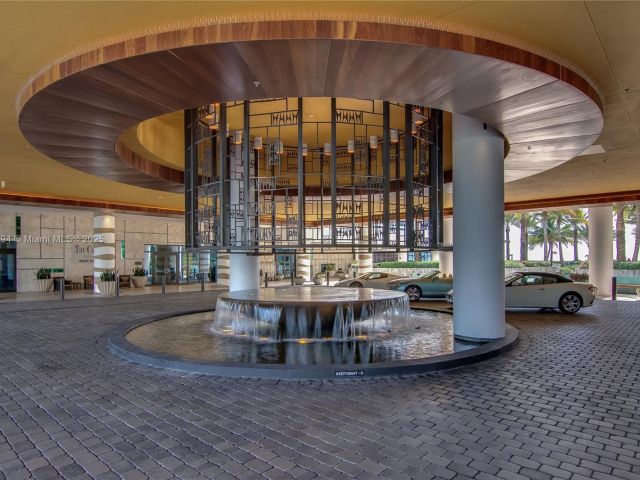 Apartment for sale  Unit #608 (door 616) - photo 5683588