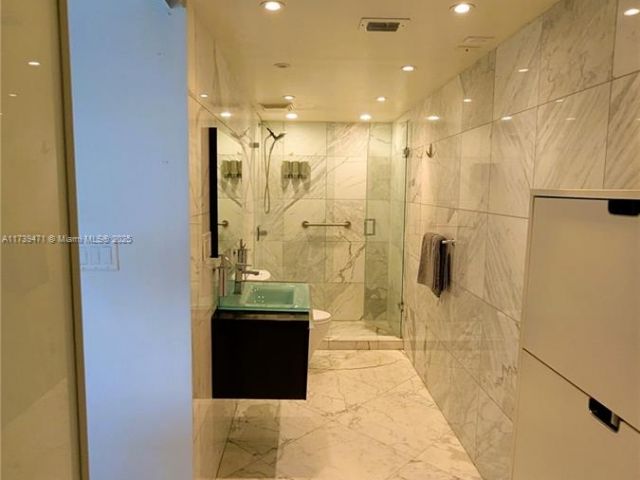 Apartment for sale  Unit #736 - photo 5692275