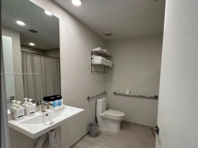 Apartment for sale  Unit #N-823 - photo 5948101