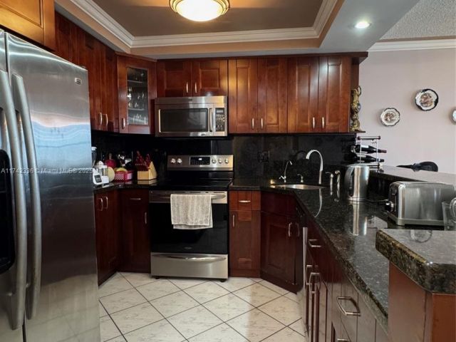 Apartment for sale  Unit #1217 - photo 5680938