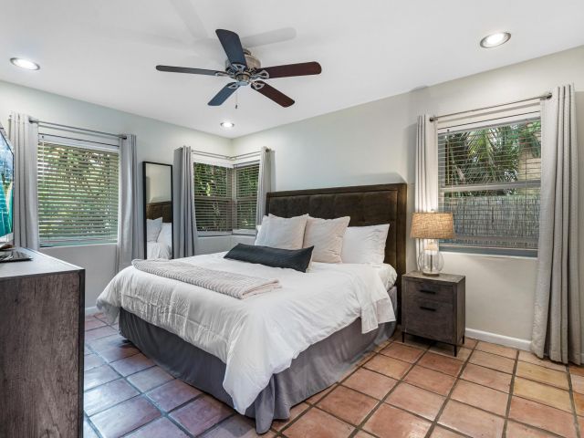 Home for sale at 400 45th St - photo 5747865