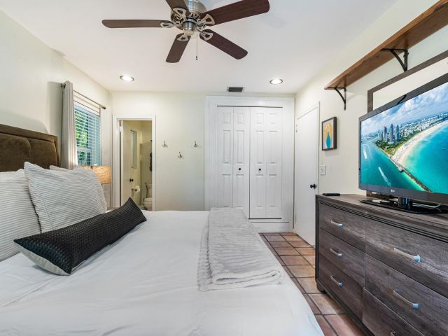 Home for sale at 400 45th St - photo 5747867