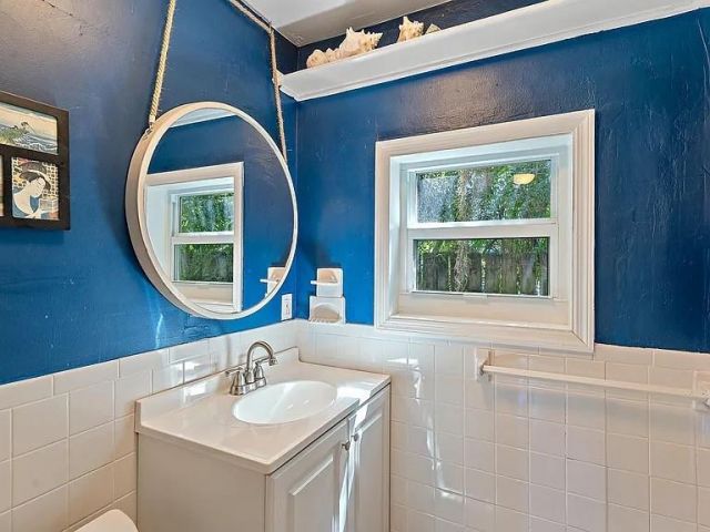 Home for sale at 400 45th St - photo 5747871